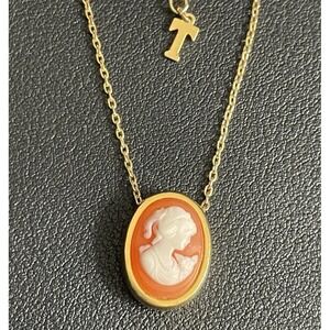 CROWN TRIFARI Cameo Necklace 18" Gold Tone Vintage Woman Portrait Jewelry